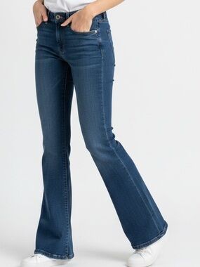 NWT Dear ab dark bootcut denim jeans Size 8